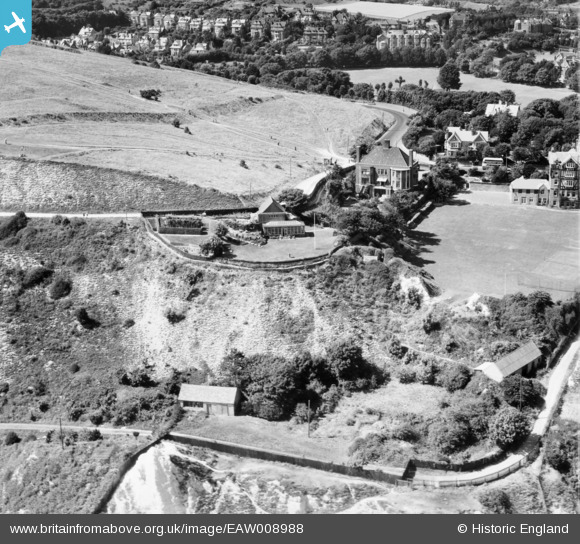 eaw008988 ENGLAND (1947). Holywell Mount, Eastbourne, 1947 | Britain ...