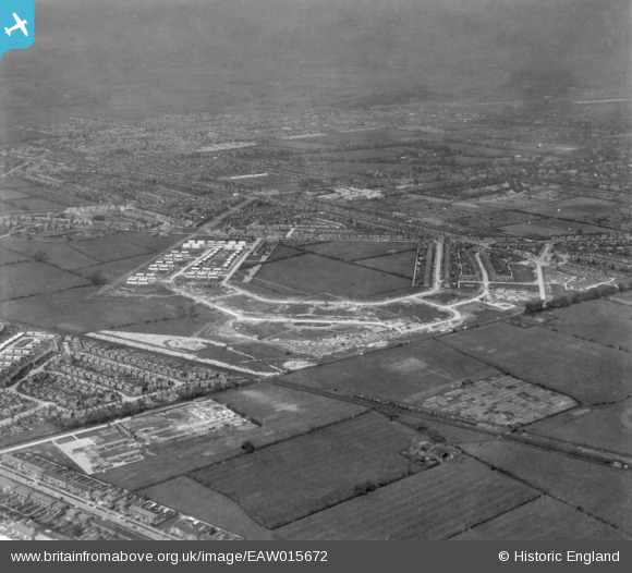 eaw015672 ENGLAND (1948). Construction of housing around Appleton Road