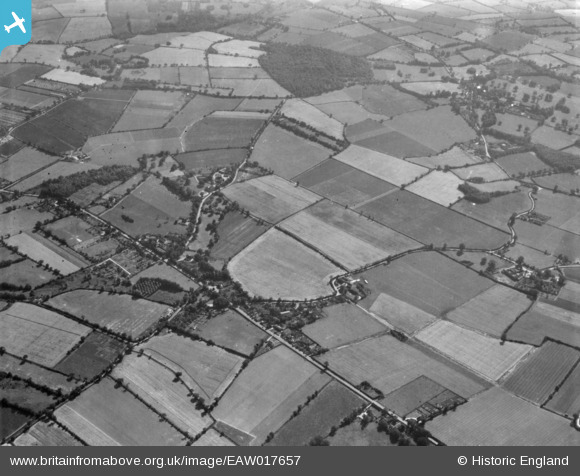 EAW017657 ENGLAND (1948). Old House Road and the village, Great ...