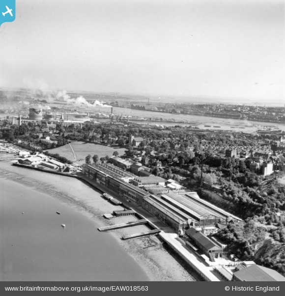 EAW018563 ENGLAND (1948). The Short Brothers Seaplane Factory ...