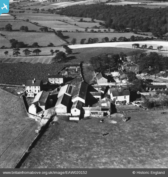 EAW020152 ENGLAND (1948). Emley Woodhouse, Emley, 1948. This image has