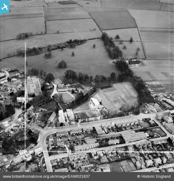 EAW021837 ENGLAND (1949). The Scott Bader and Co Works at Wollaston