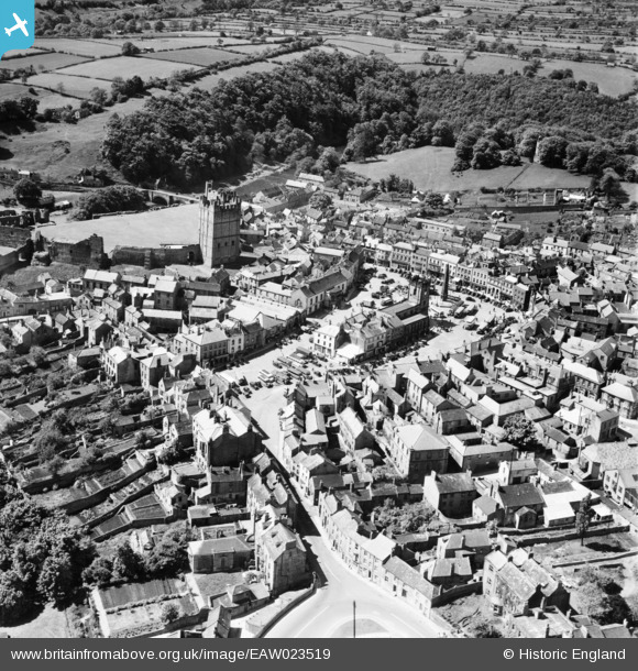 EAW023519 ENGLAND (1949). The Market Place and town centre, Richmond ...
