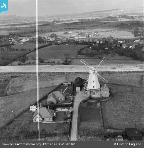 EAW028162 ENGLAND (1950). Willesborough Windmill, Willesborough, from