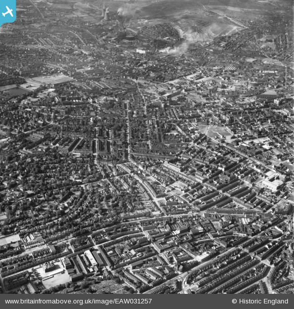 EAW031257 ENGLAND (1950). Broomfield and the surrounding city ...