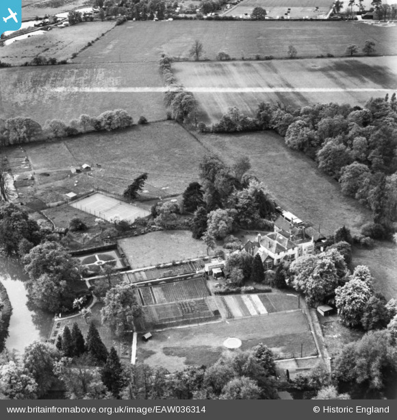 EAW036314 ENGLAND (1951). Pyrford Place, Pyrford Green, 1951. This