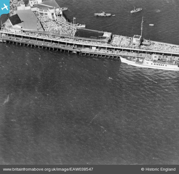 EAW038547 ENGLAND (1951). The Pier Extension, Southend-on-Sea, 1951 ...