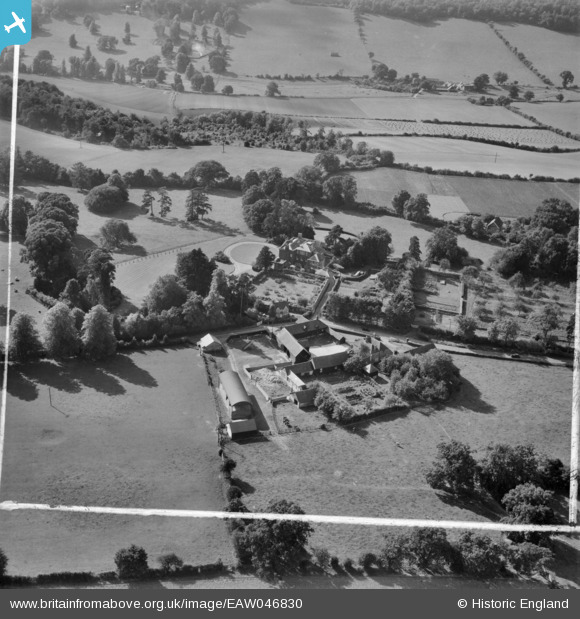 EAW046830 ENGLAND (1952). Rockhalls Farm and Brands House, Four Ashes