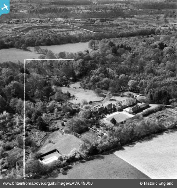 Eaw049000 England 1953 Waterside Farm Passfield Manor And Environs Liphook 1953 This 3935