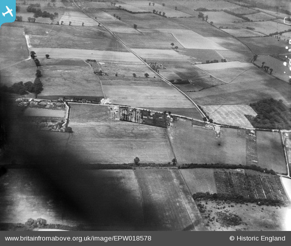 epw018578 ENGLAND (1927). Area around the junction of Christmas Lane ...