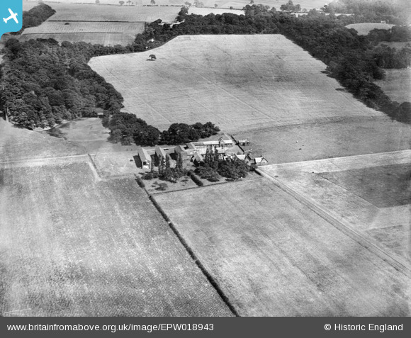 EPW018943 ENGLAND (1927). Haydock Park Farm, Haydock, 1927 | Britain ...