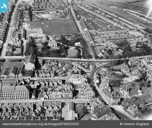 epw020902 ENGLAND (1928). The junction of Derby Road and Nottingham ...