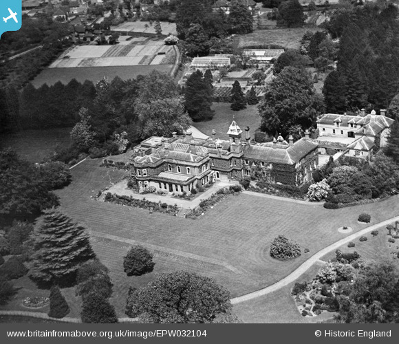 epw032104 ENGLAND (1930). Park House, Boxley, 1930 Britain From Above
