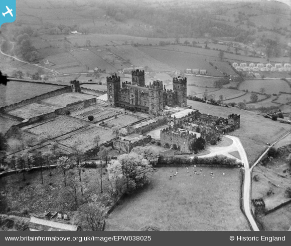 epw038025 ENGLAND (1932). Riber Castle, Riber, 1932 | Britain From Above