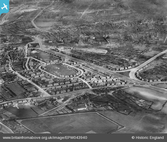 EPW043940 ENGLAND (1934). The Newcastle Colliery and housing at ...