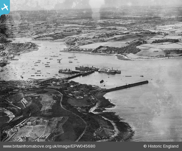 EPW045680 ENGLAND (1934). Pendennis Castle overlooking Falmouth Docks ...