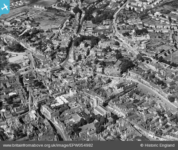 epw054982 ENGLAND (1937). The town centre, Stamford, 1937 | Britain ...