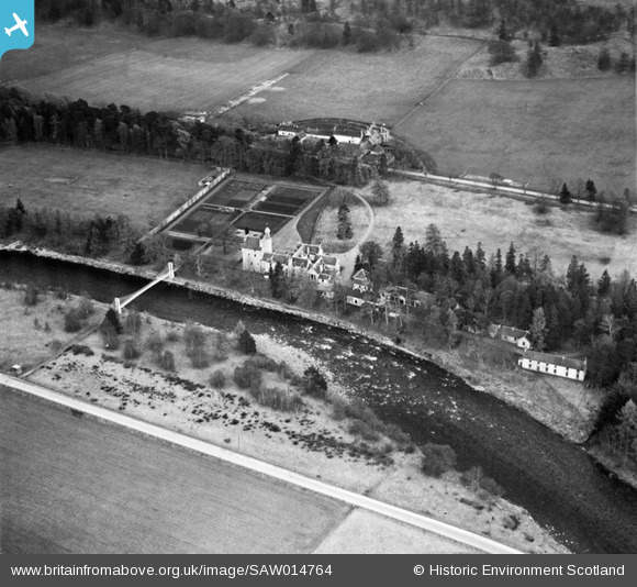 saw014764 SCOTLAND (1948). Abergeldie Castle, Balmoral Estate. An ...