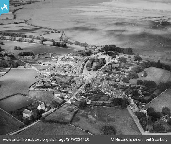 spw034410 SCOTLAND (1930). Wigtown, general view, showing The Square ...