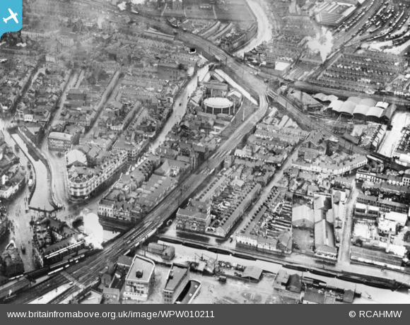 File:Car park, Cardiff Bay - geograph.org.uk - 1940071.jpg - Wikimedia  Commons