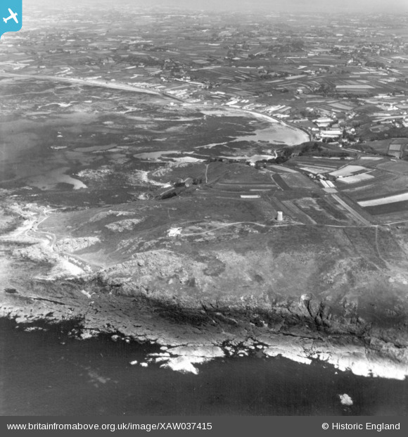 XAW037415 GUERNSEY (1951). Fort Saumarey and Lihou Island, L'Eree ...