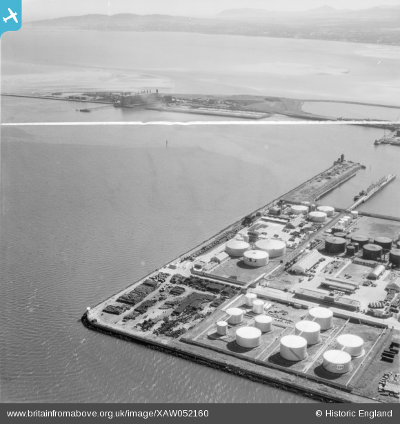 XAW052160 IRELAND (1953). Shell-Mex & BP Ltd., Property, Dublin Harbour ...