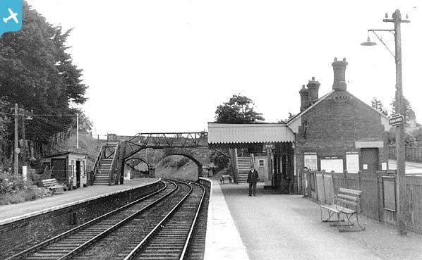 epw023991 ENGLAND (1928). The railway station, Budleigh Salterton, 1928 ...