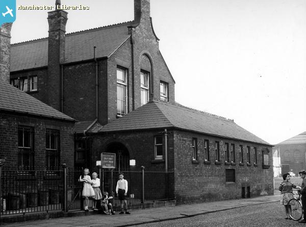 epw009630 ENGLAND (1923). Bradford Colliery and the Bradford Iron Works ...